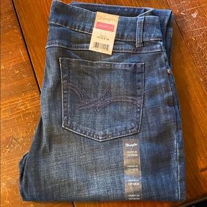 Wrangler women’s stretch straight leg jean